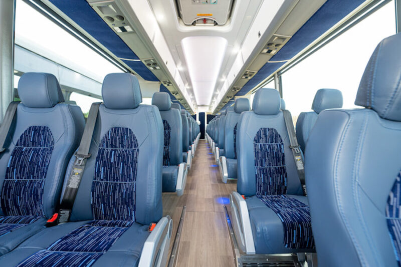Charter Bus Booking in 2025 Top Providers and How to Choose With Confidence