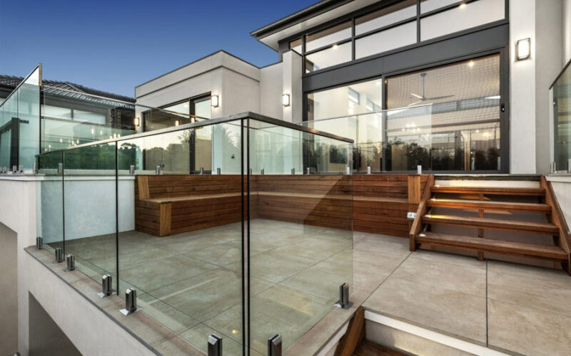Transparent Boundaries How Glass Balustrades Elevate Homes and Workplaces