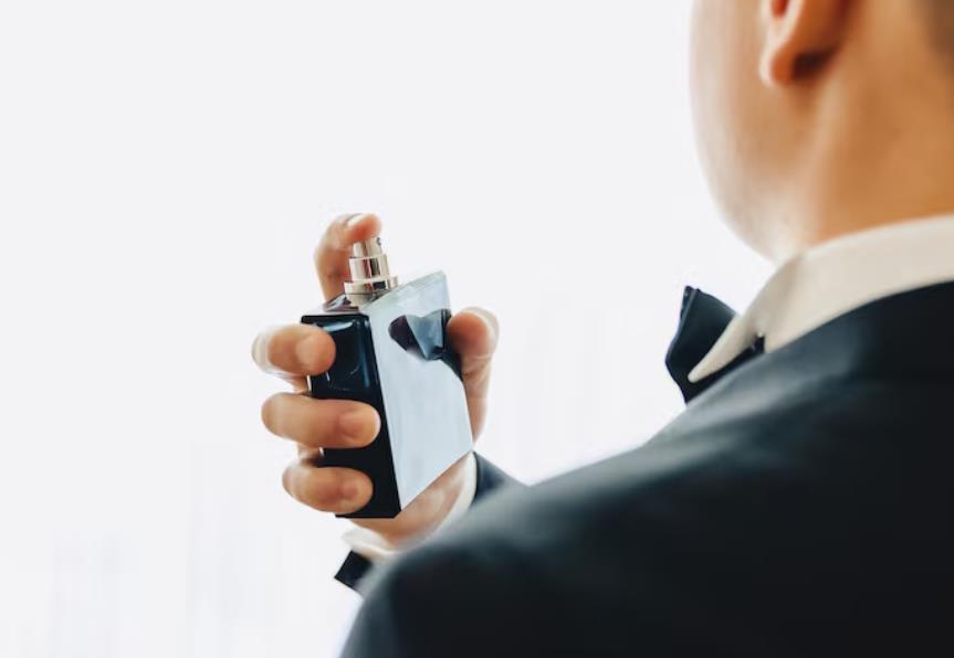 How Mens Fragrance Is Shaping Identity and Modern Living 2