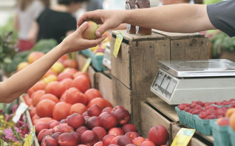 Tips for Farmers Market Vendors Expanding Into Online Sales