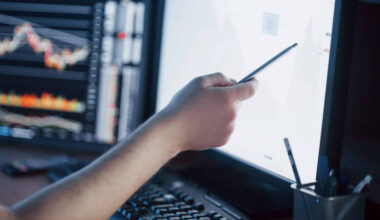 Choosing the Right Payroll Software for Your Small Business