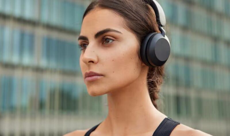 The Evolution and Impact of Bluetooth Headsets in Modern Life