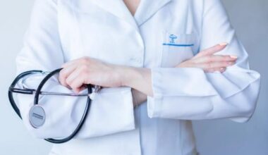 The Long Term Benefits of Working in Healthcare