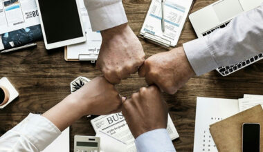 Why High Net Worth Financial Advisors Are Essential for Complex Financial Planning