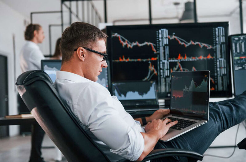 Key Chart Patterns Traders Should Review Before Buying