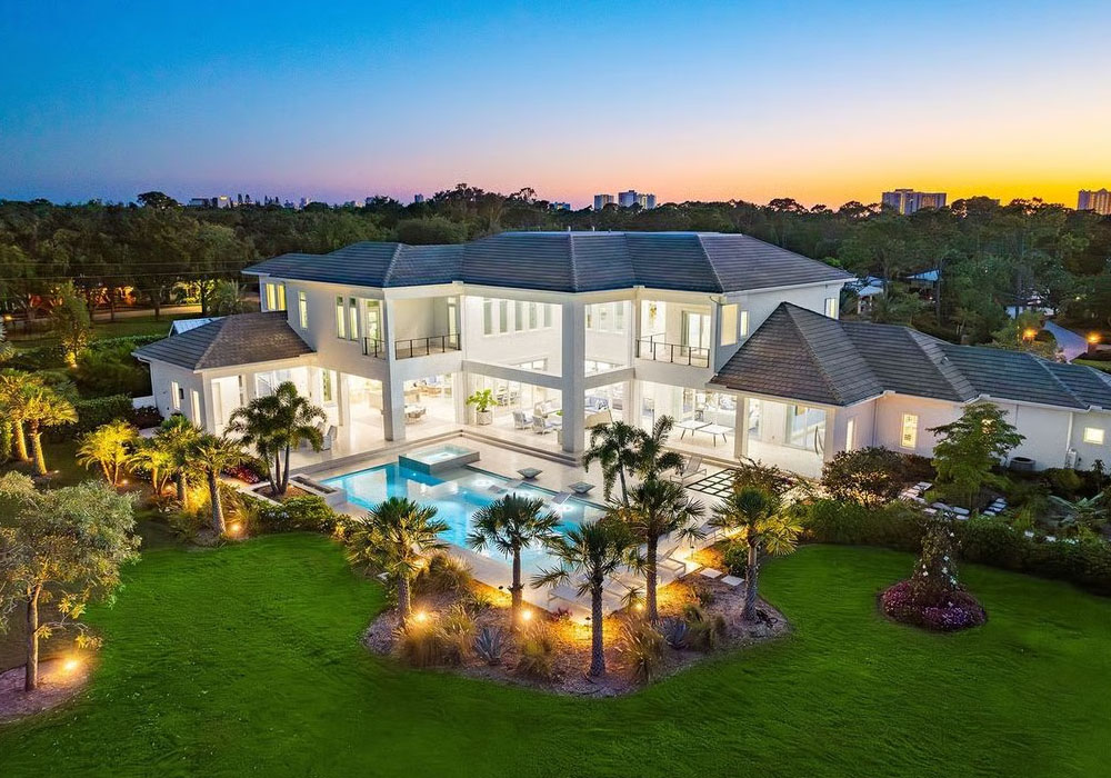 Exploring the Luxury Real Estate Market in Naples Florida