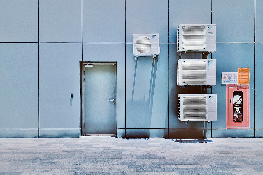 Choosing the Right Dealer for Heating and Air Conditioning