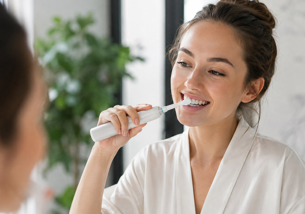 6 Best Electric Toothbrushes for Clear Aligner Wearers in 2026