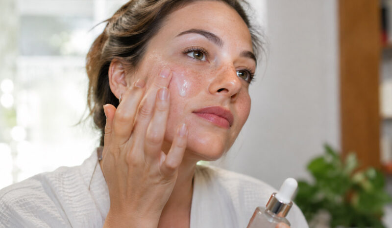 Why Deep Dermal Hydration Outperforms Heavy Surface Serums
