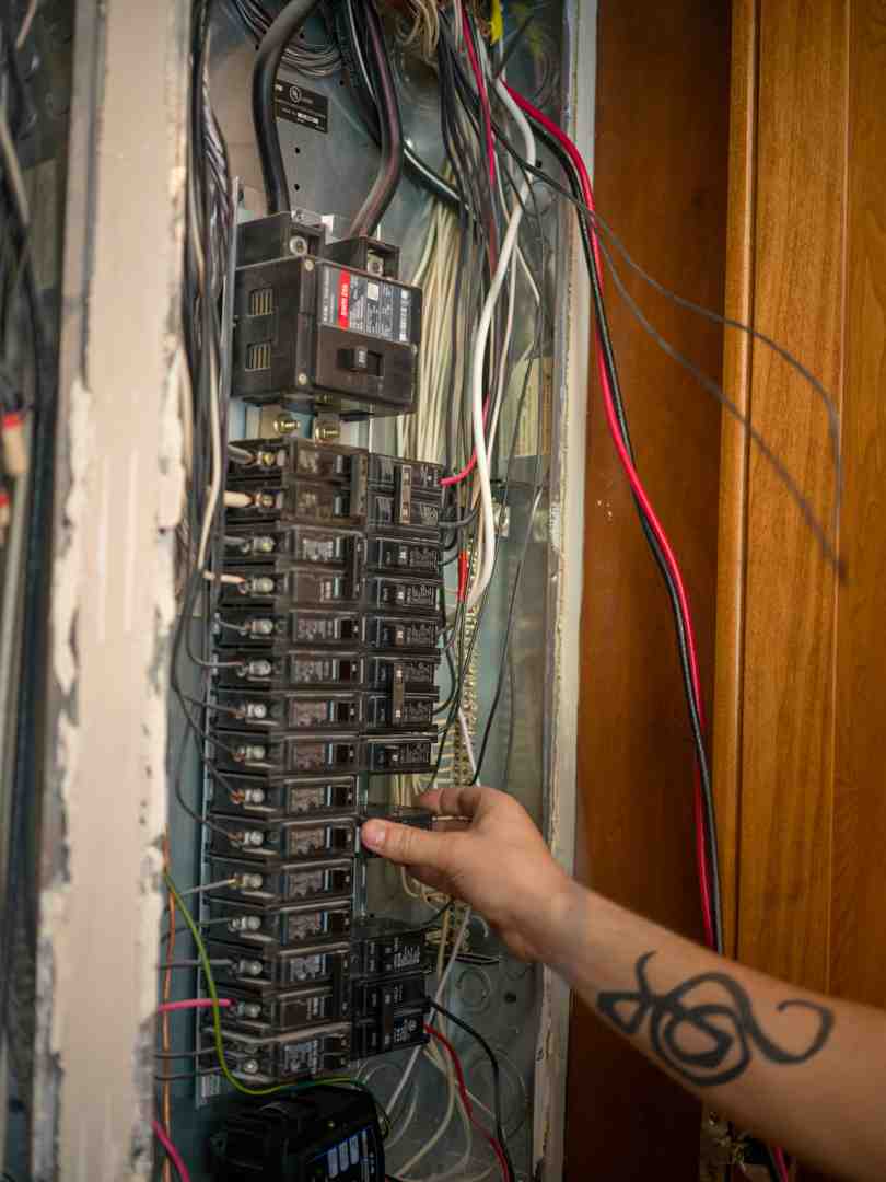 Whole home Electrical Wiring and Rewiring for Your Central Indiana Hom